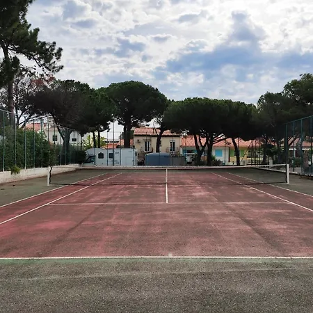 Avec Piscine, Parking Proche - Fr-1-837-19